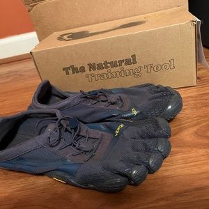 VIBRAM FiveFingers EU43 (9.5-10US)